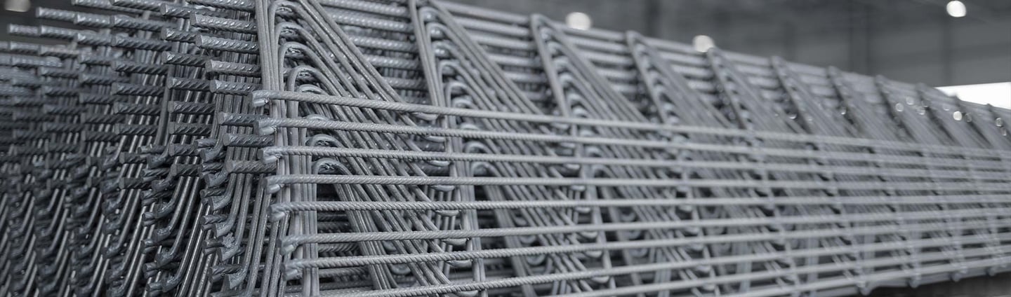 Strutture e armature in ferro saldate su misura ad Alliste 1